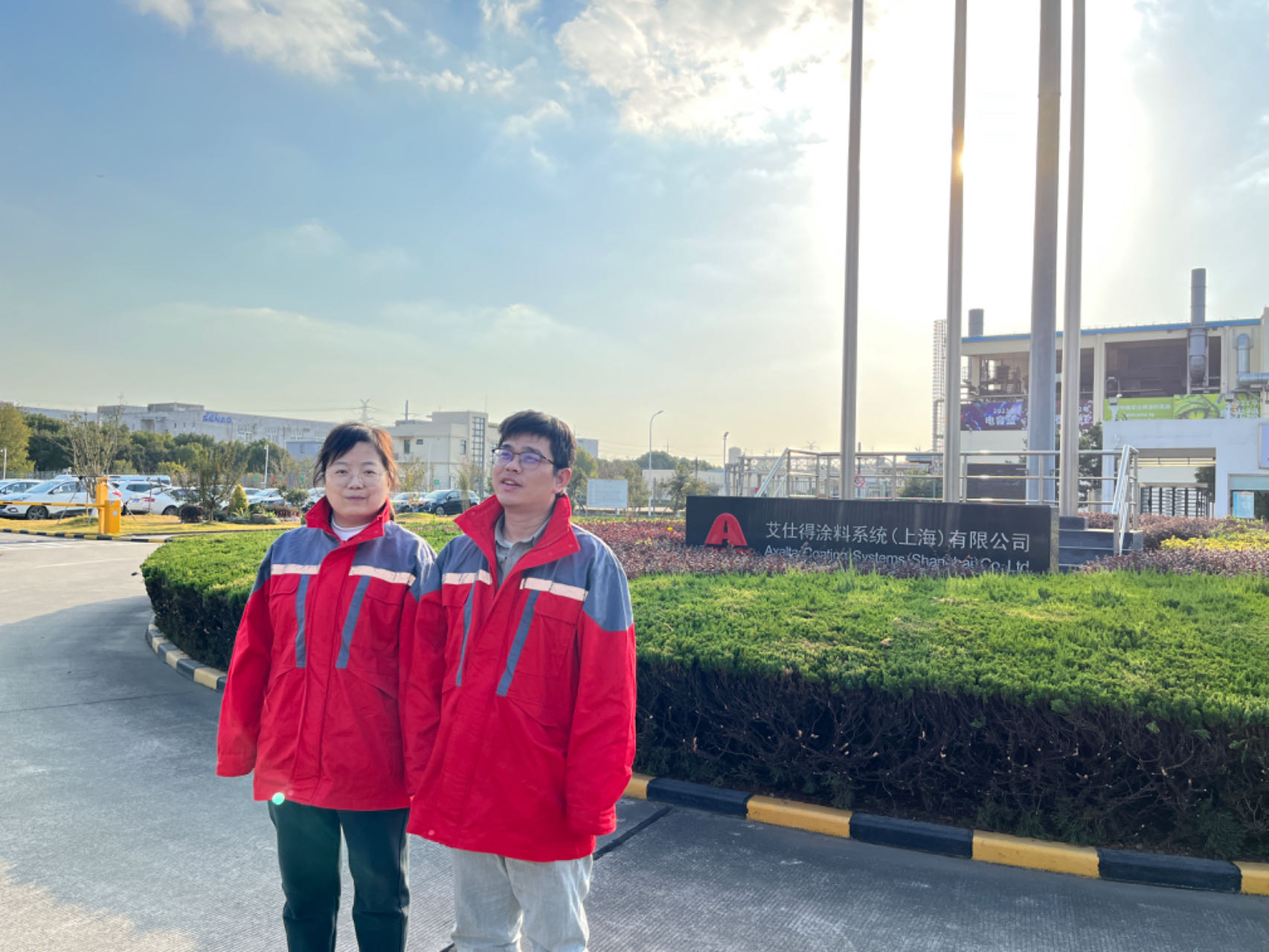 1702561902910.jpg 大門(mén)照片.jpg